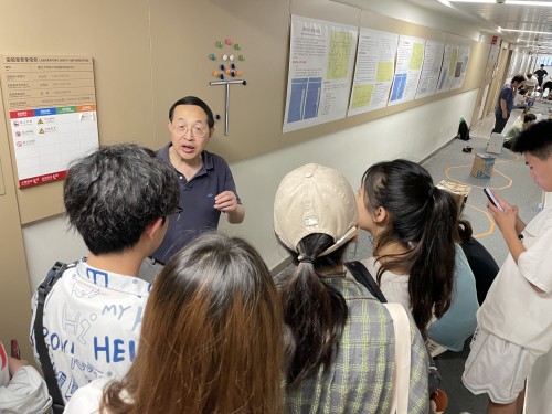 Members of UM’s Henry Fok Pearl Jubilee College visit Fudan University in Shanghai