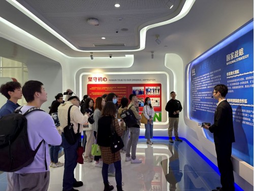 UM students participate in field trip to Guangdong-Macao In-Depth Cooperation Zone in Hengqin